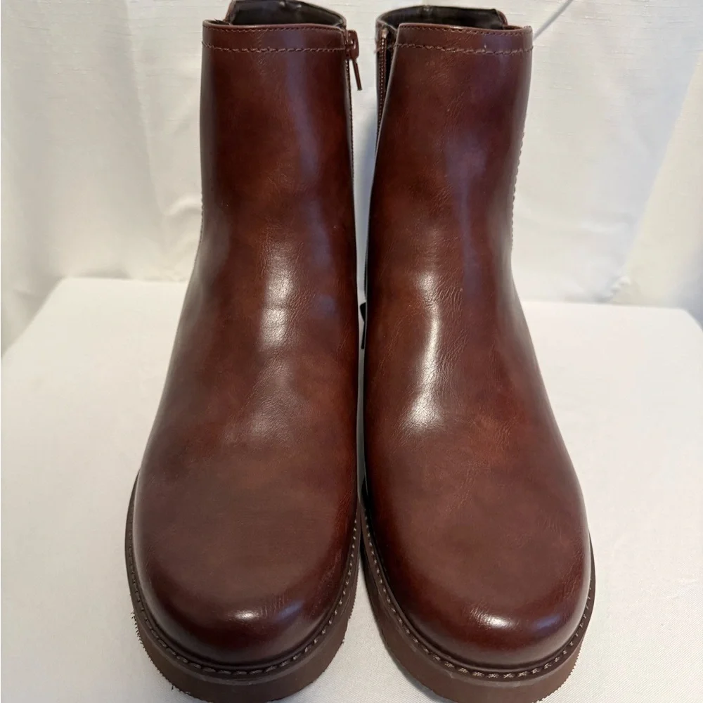 NWOT Naturalizer brown‎ boots- size 12 never worn